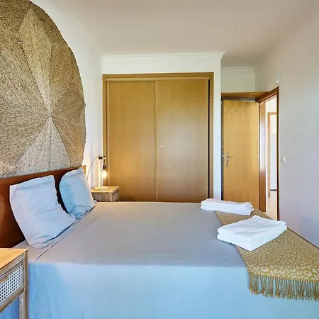 Apartament Diana Mit Pool